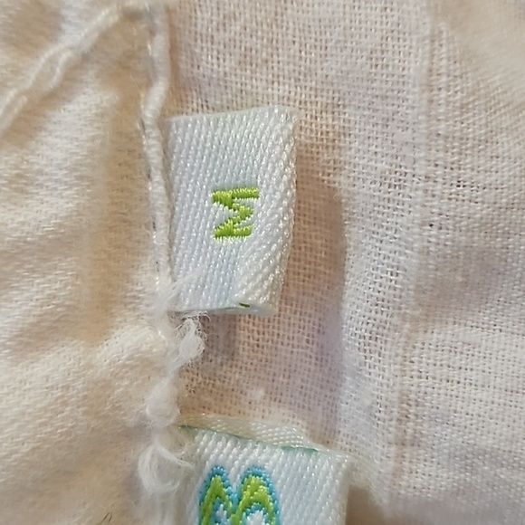 Lulu-B Asymmetrical Pull On Embroidered and Rag White Blouse 100% Cotton Size M - Picture 8 of 9